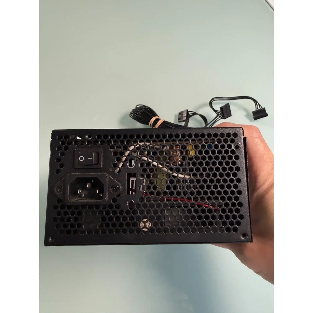 Apevia 550W Power Supply Dual 12V Rails 17A & 19A +3.3V/5V Support Untested
